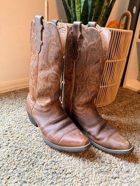 Loved Brown Leather Western Cowboy Boots - Classic Embroidered Shaft